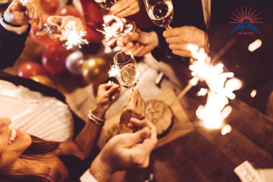 Những Điều Cần Lưu Ý Khi Tổ Chức Tiệc Year End Party Cuối Năm Cho Doanh Nghiệp 01