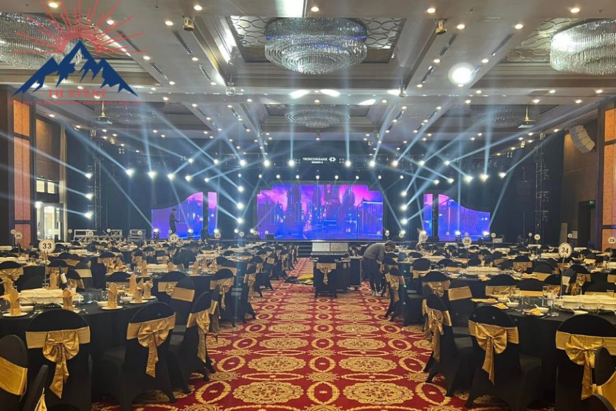 Cho thuê bàn ghế hội nghị tại Tp. Hồ Chí Minh (3)